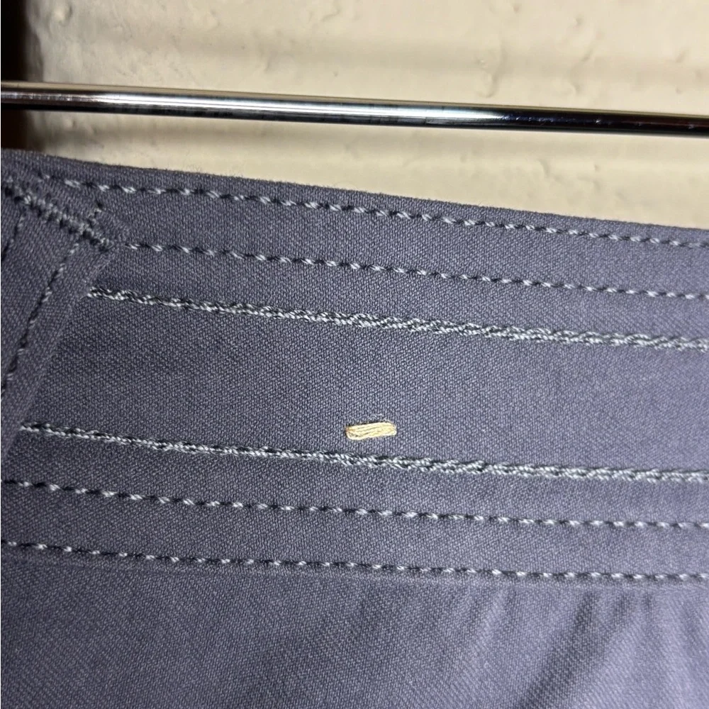 Prana Women's Olivia Shorts 5” Inseam Style #W3119RG24 - Picture 8 of 11
